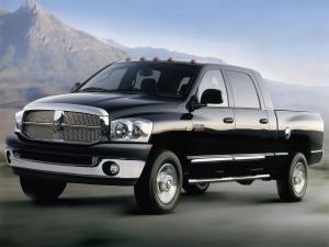 Dodge Ram 2500 Mega Cab 2006 года